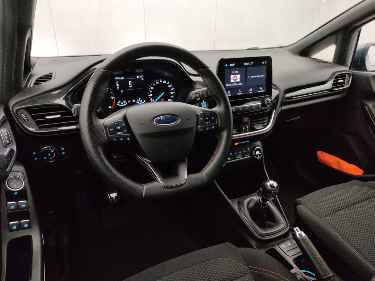Ford Fiesta 1.5 EcoBlue 5 porte ST-Line (11)