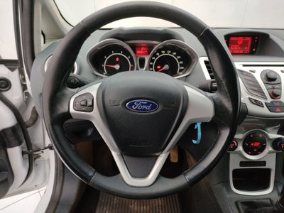 Ford Fiesta 1.4 5p. Bz.- GPL Titanium (12)