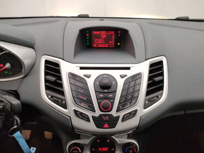 Ford Fiesta 1.4 5p. Bz.- GPL Titanium (14)