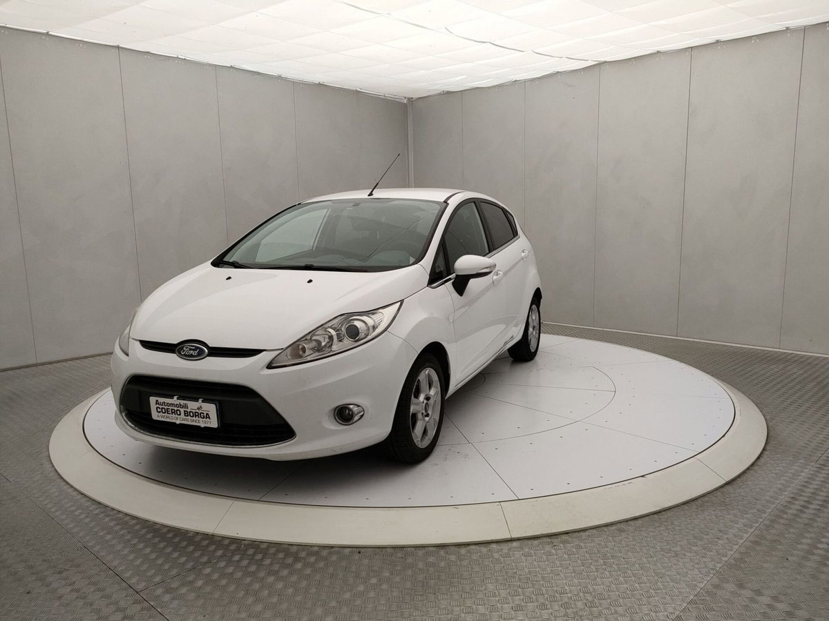 Ford Fiesta 1.4 5p. Bz.- GPL Titanium (3)