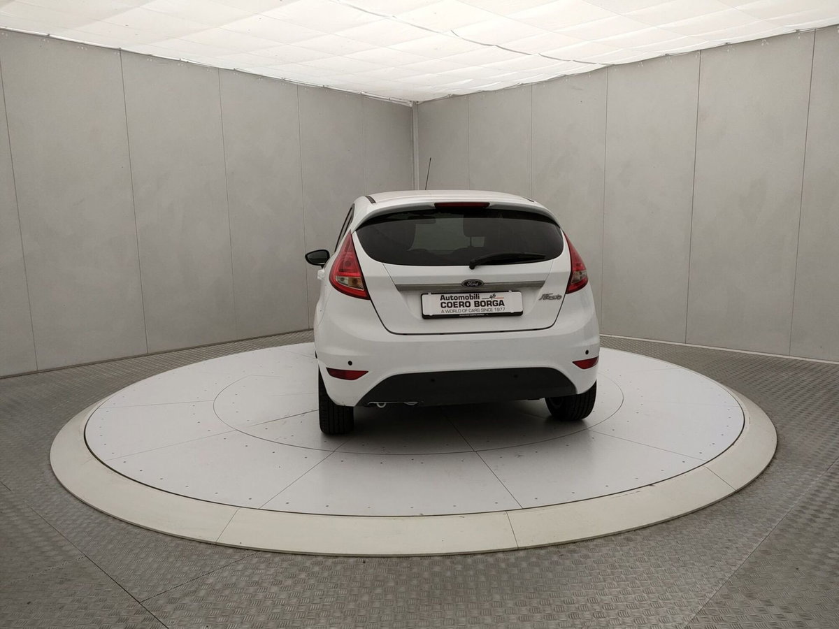 Ford Fiesta 1.4 5p. Bz.- GPL Titanium (5)
