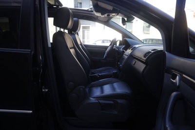 Volkswagen Touran 1.4 TSI DSG Highline EcoFuel (13)