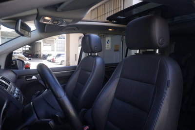 Volkswagen Touran 1.4 TSI DSG Highline EcoFuel (17)