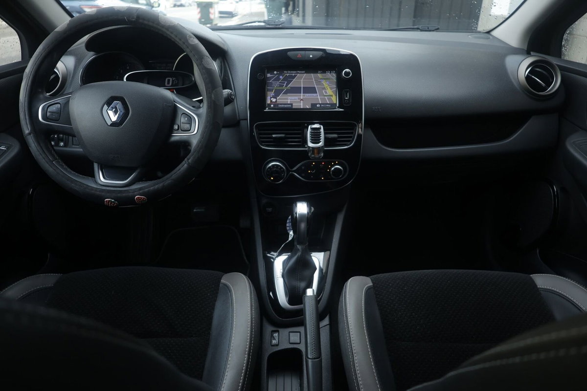 Renault Clio 1.5 dCi 8V 90CV EDC 5 porte Energy (2)