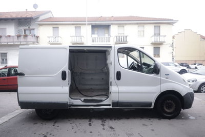 Renault Trafic Furgone T27 2.0 dCi/115 PC-TN Furgone (12)