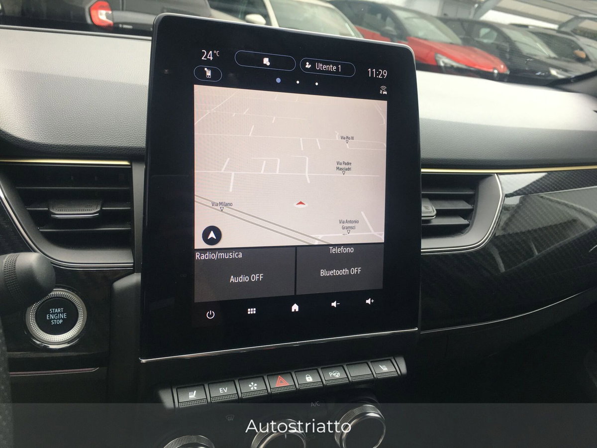 Renault Arkana E-Tech 145 CV R.S.Line Fast Track (14)