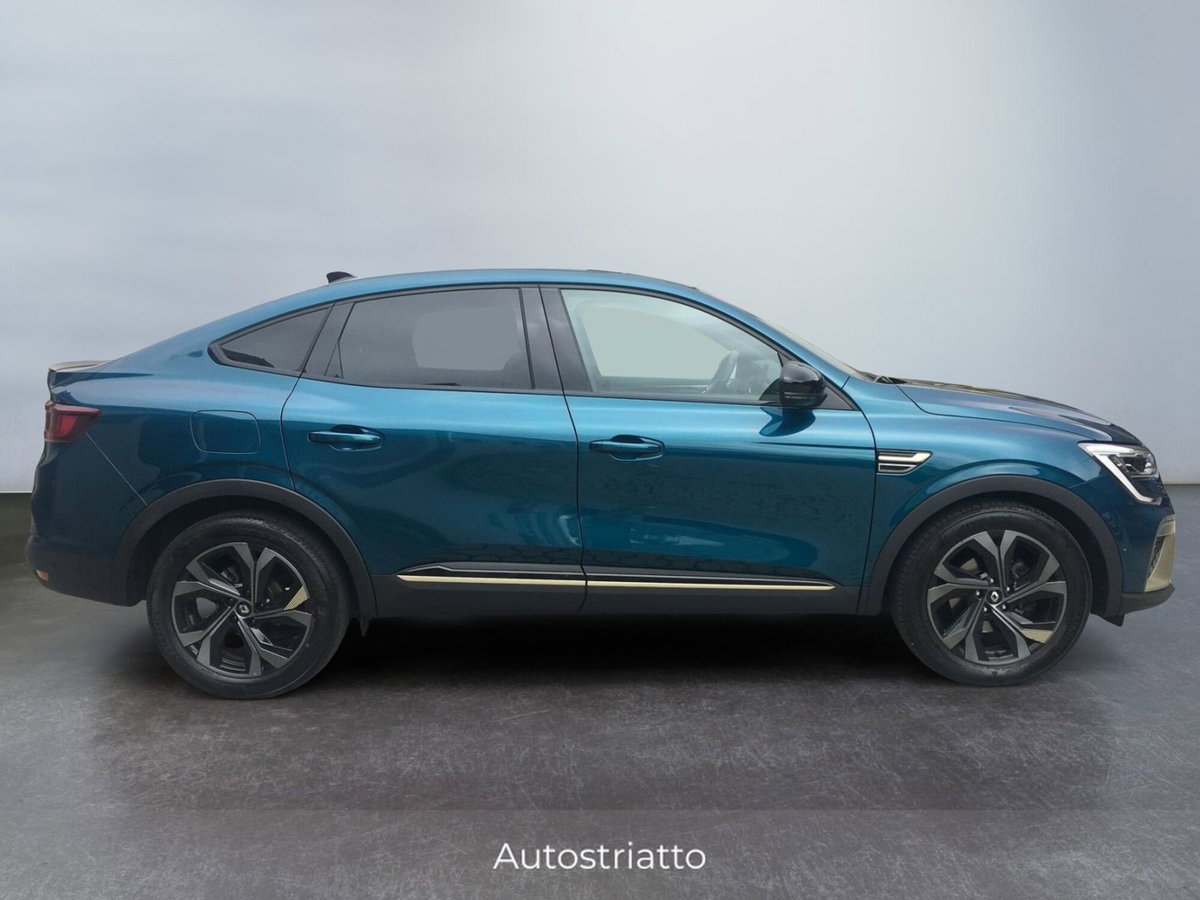 Renault Arkana E-Tech 145 CV R.S.Line Fast Track (5)