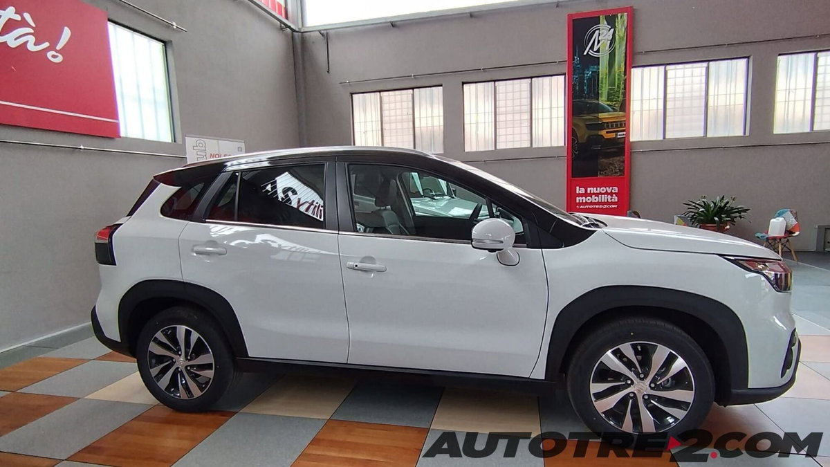 Suzuki S-Cross 1.5h 140v Starview 4wd allgrip at (14)