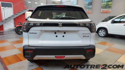 Suzuki S-Cross 1.5h 140v Starview 4wd allgrip at (6)