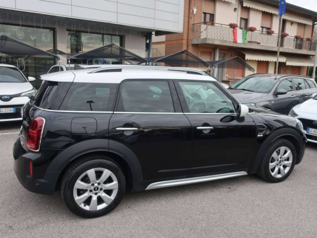 MINI Mini Countryman 2.0 Cooper D Business Countryman (15)