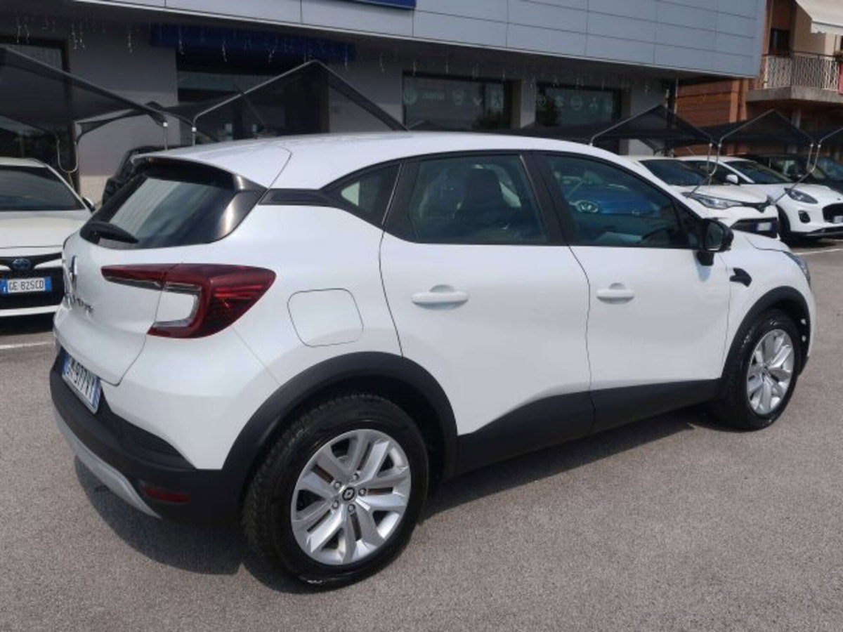 Renault Captur TCe 100 CV GPL Equilibre (11)