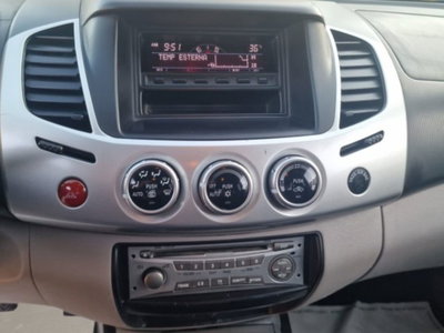 Mitsubishi L200 2.5 DI-D/136CV Club Cab Invite DPF (16)