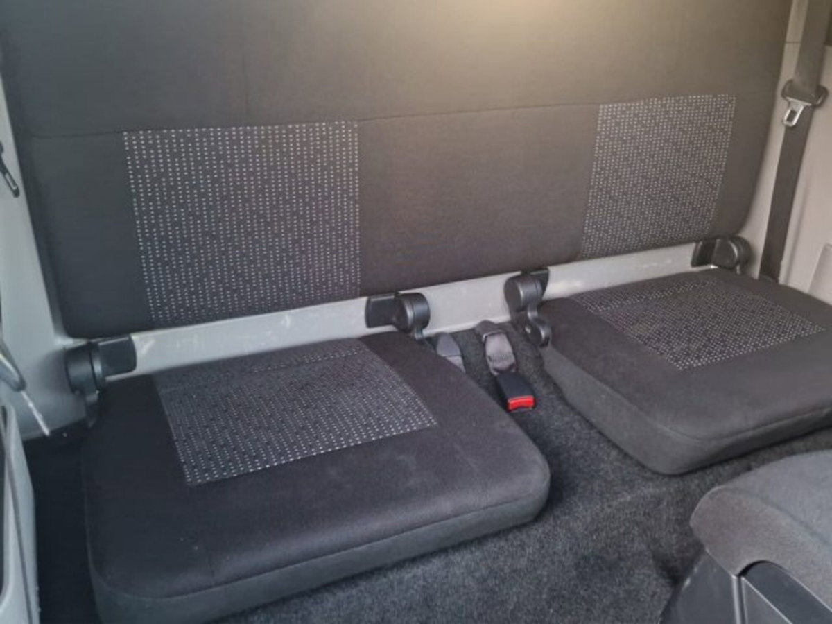 Mitsubishi L200 2.5 DI-D/136CV Club Cab Invite DPF (19)