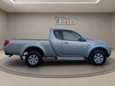 Mitsubishi L200 2.5 DI-D/136CV Club Cab Invite DPF (6)
