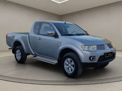 Mitsubishi L200 2.5 DI-D/136CV Club Cab Invite DPF (7)