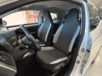Toyota Aygo Connect 1.0 VVT-i 72 CV 5 porte x-you MMT (10)