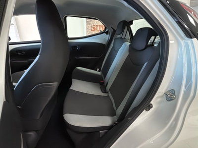 Toyota Aygo Connect 1.0 VVT-i 72 CV 5 porte x-you MMT (11)
