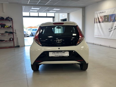 Toyota Aygo Connect 1.0 VVT-i 72 CV 5 porte x-you MMT (8)