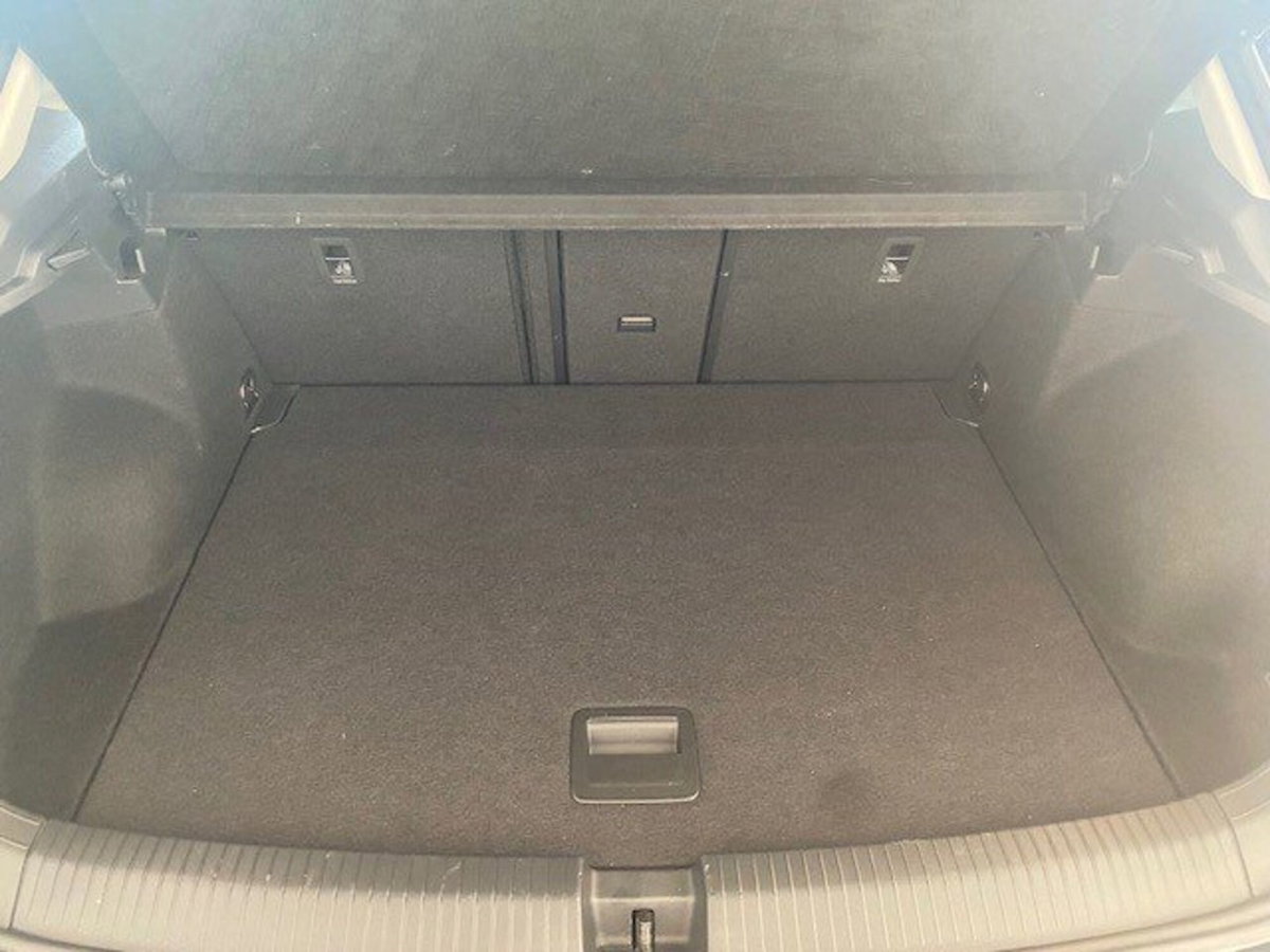 Volkswagen T-Roc 1.0 tsi Life 115cv (10)