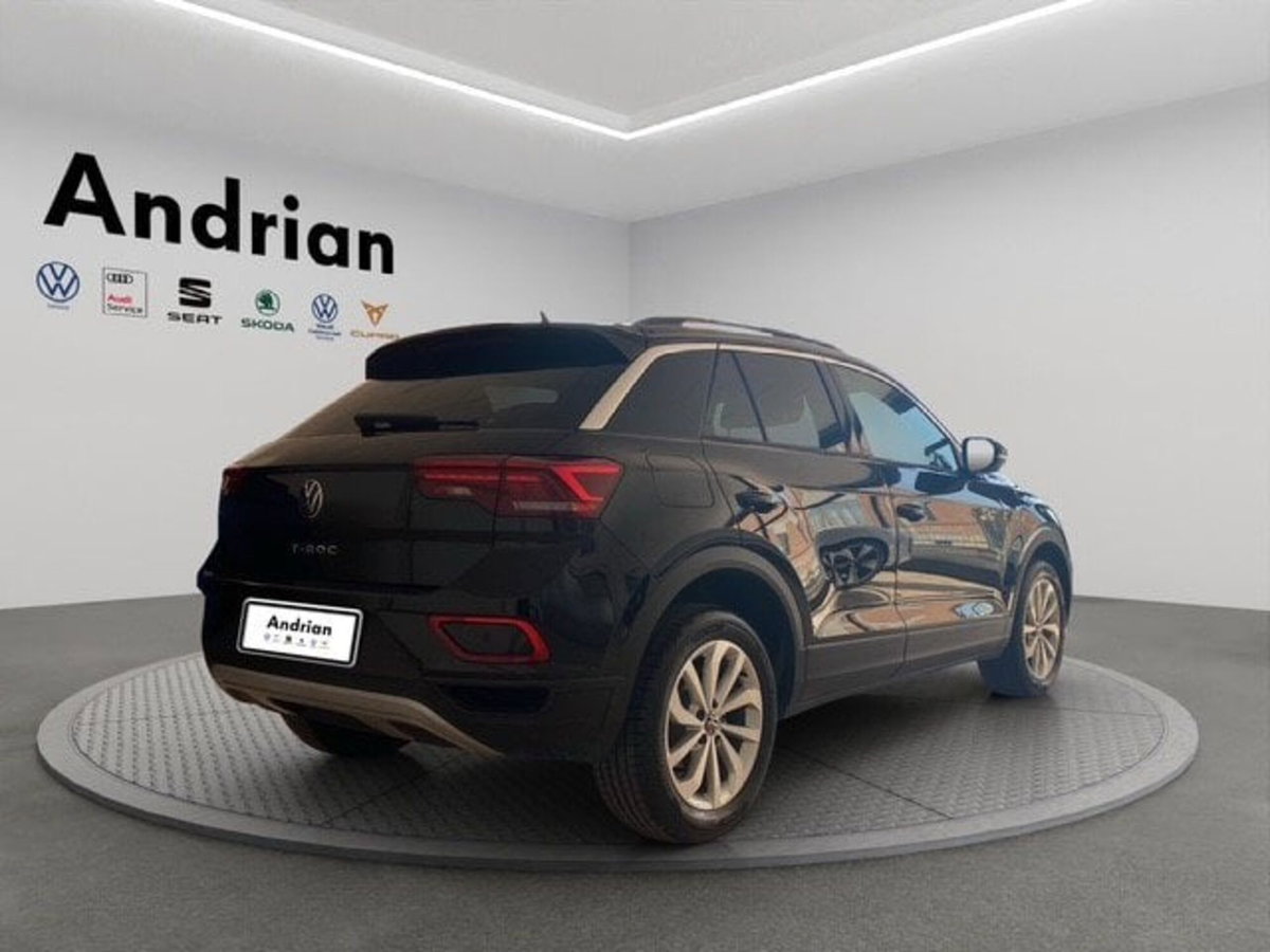 Volkswagen T-Roc 1.0 tsi Life 115cv (3)