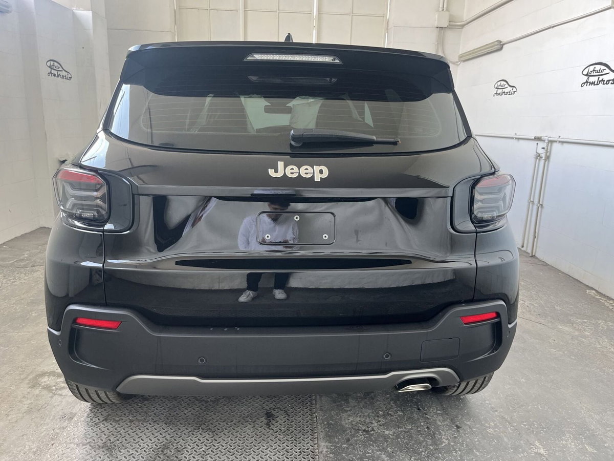 Jeep Avenger 1.2 turbo e-hybrid mhev Longitude fwd 110cv edct6 (5)