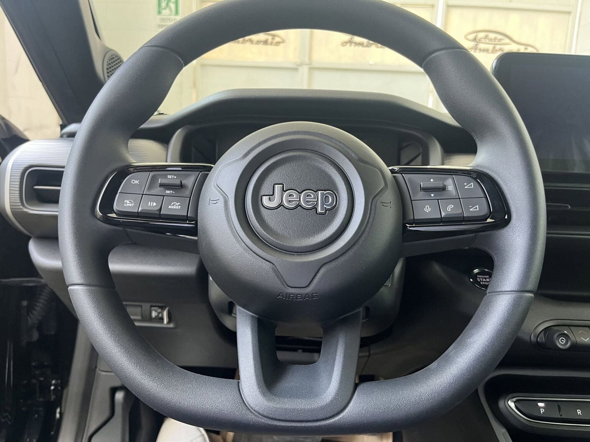 Jeep Avenger 1.2 turbo e-hybrid mhev Longitude fwd 110cv edct6 (9)