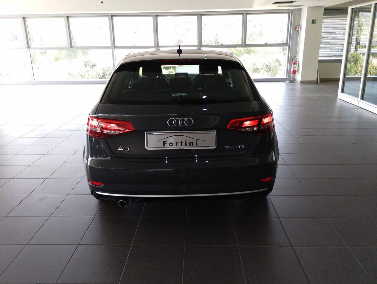 Audi A3 Sportback 30 TDI S tronic Sport (5)