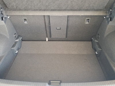 Volkswagen T-Roc 2.0 tdi Style 115cv (20)