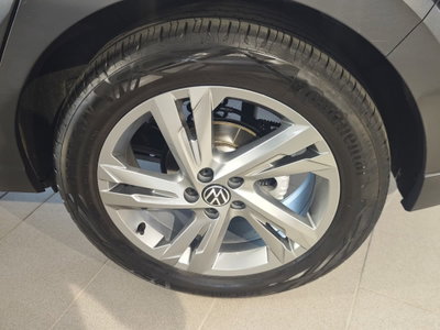 Volkswagen Taigo 1.0 TSI 110 CV R-Line (7)