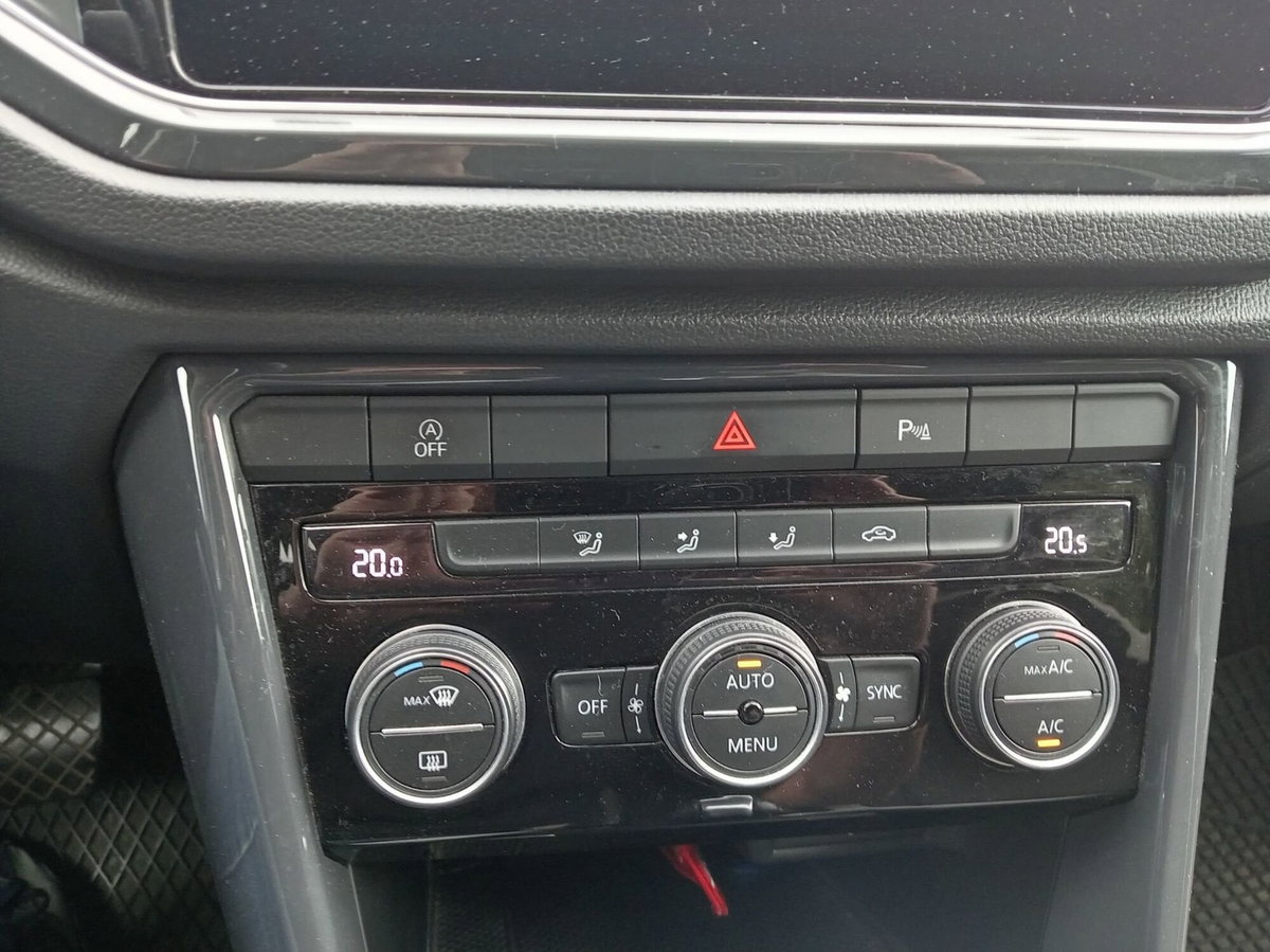 Volkswagen T-Roc 1.5 TSI ACT DSG Advanced BlueMotion Technology (17)