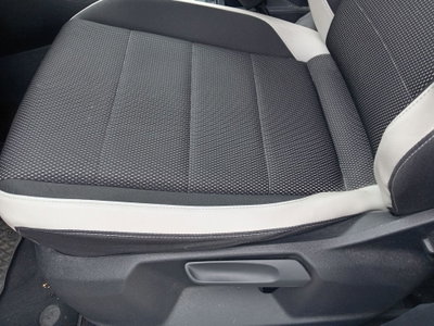 Volkswagen T-Roc 1.5 TSI ACT DSG Advanced BlueMotion Technology (4)