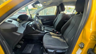 Peugeot 208 1.2 puretech Active s&s 75cv (14)