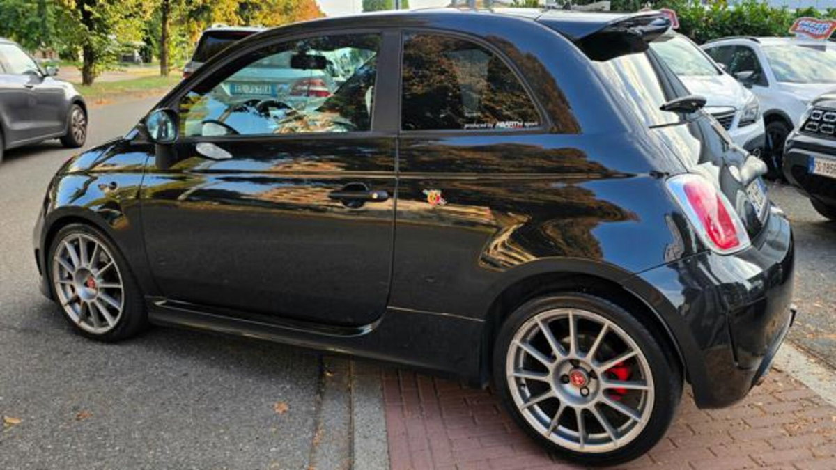 Abarth 500 1.4 Turbo T-Jet (4)