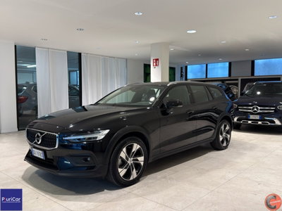Volvo V60 Cross Country B5 AWD automatico Plus usata
