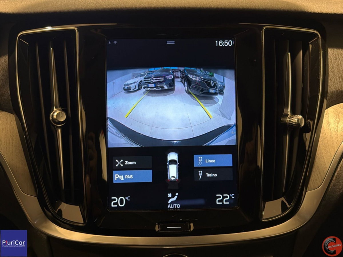 Volvo V60 Cross Country B5 AWD automatico Plus (14)