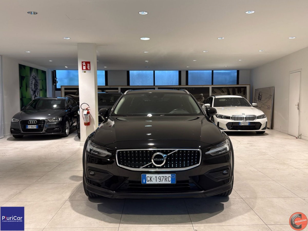 Volvo V60 Cross Country B5 AWD automatico Plus (17)