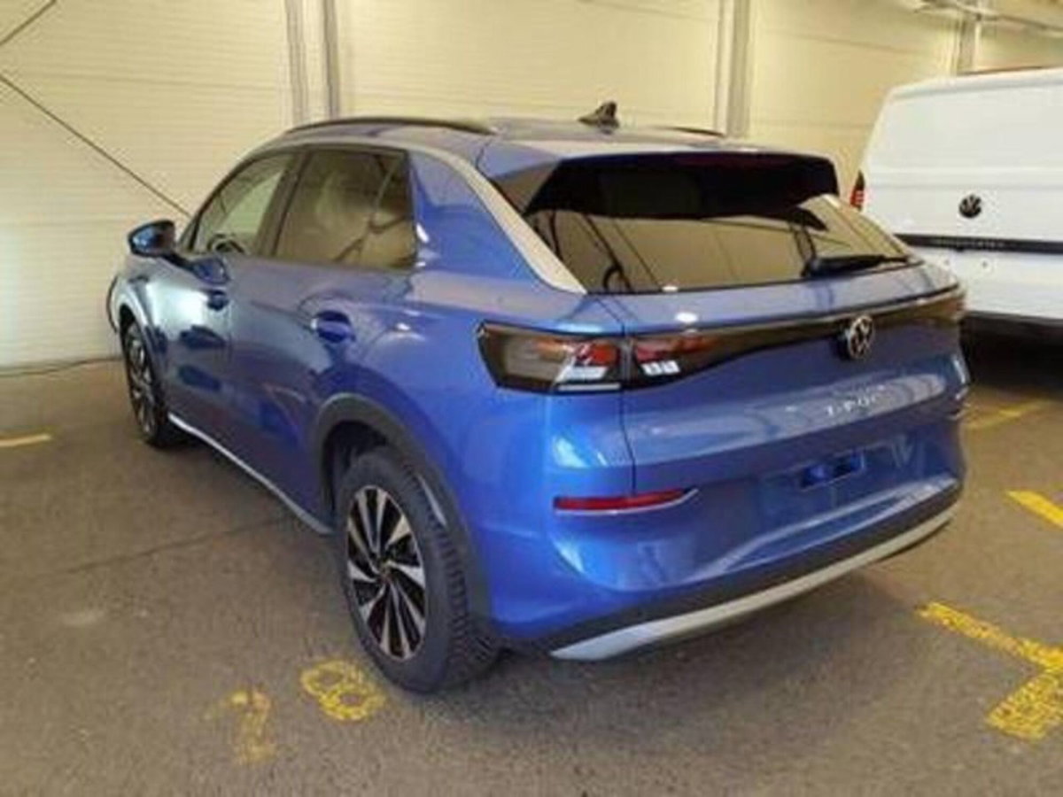 Volkswagen T-Roc 1.5 etsi Life 115cv dsg (4)
