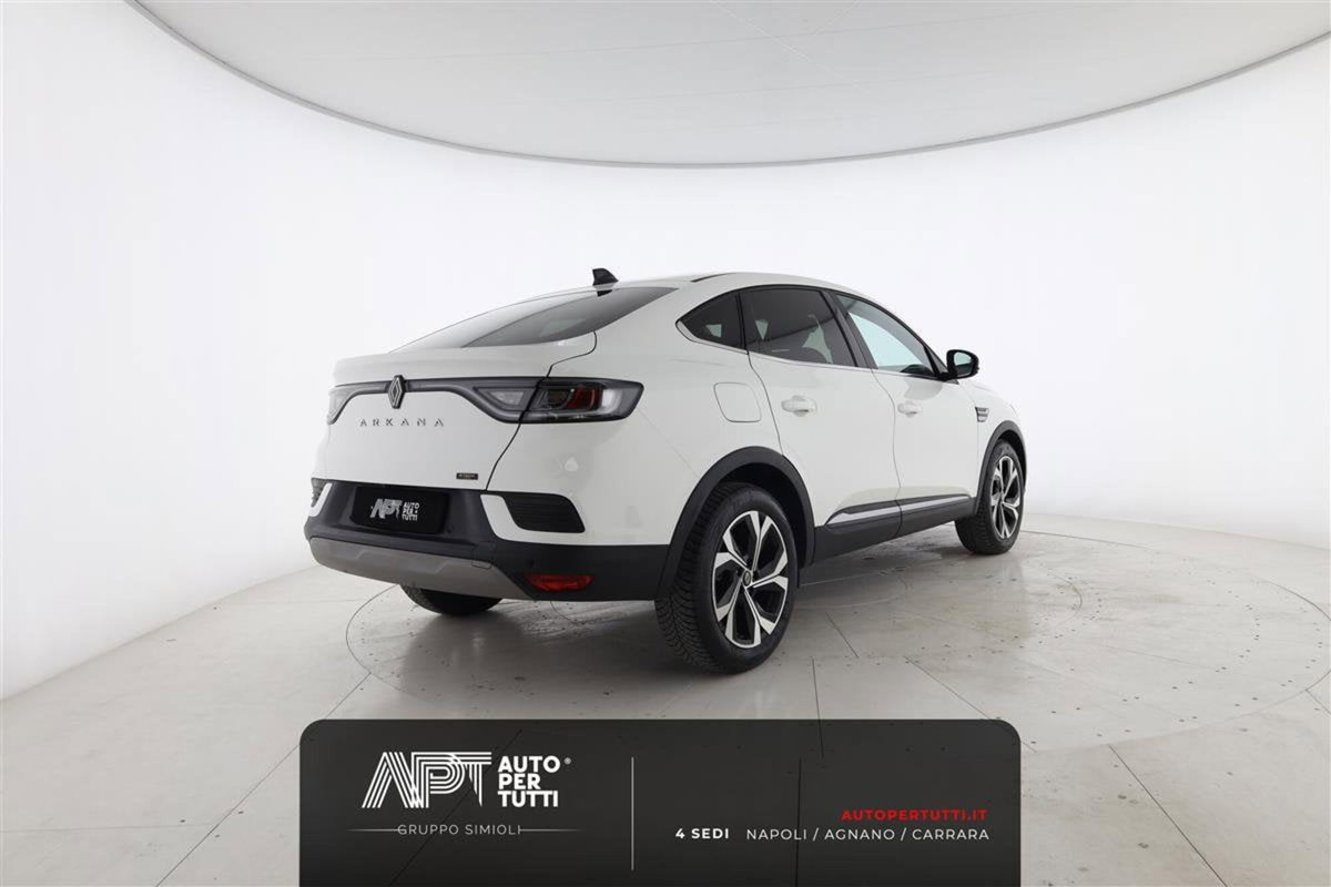Renault Arkana 1.6 full hybrid Techno 145cv (5)
