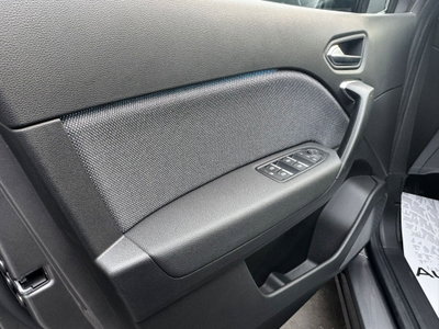 Renault Captur 1.2 eco-g Techno 120cv (17)