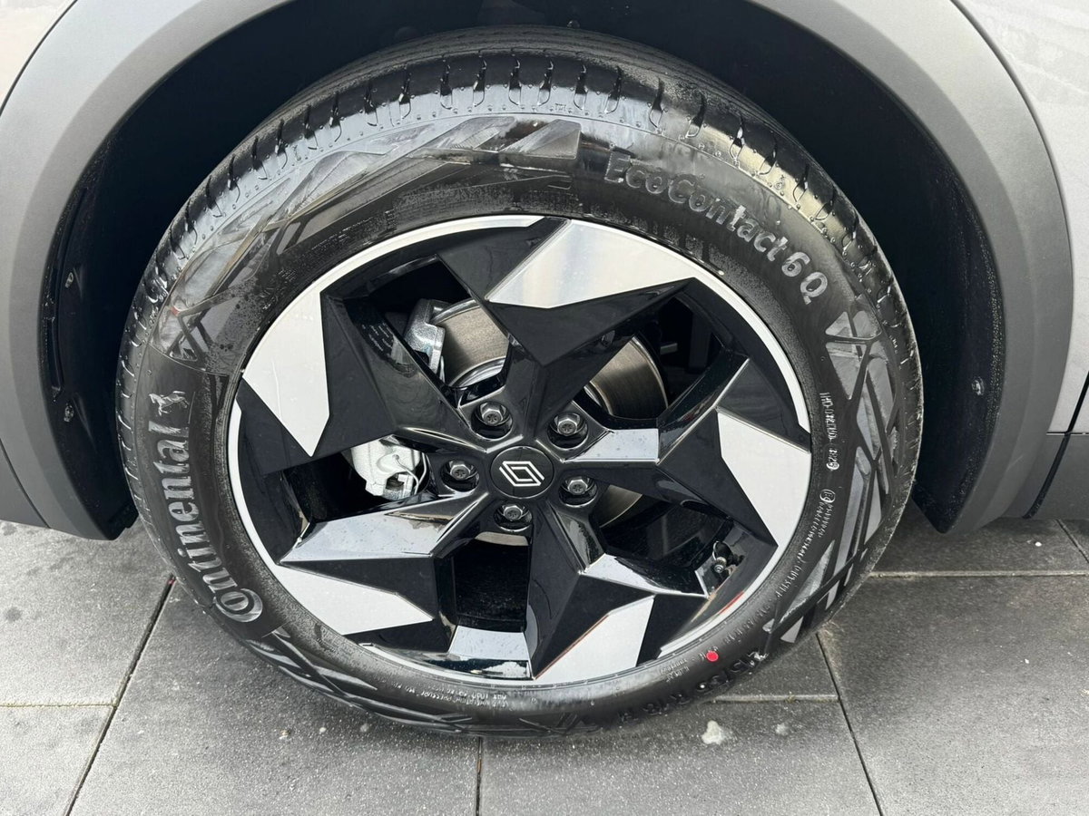 Renault Captur 1.2 eco-g Techno 120cv (6)