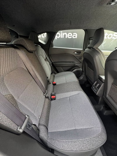 Renault Captur 1.2 eco-g Techno 120cv (16)