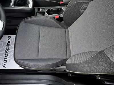 Renault Captur 1.2 eco-g Techno 120cv (8)