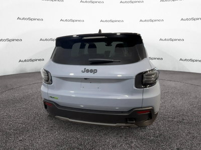 Jeep Avenger 1.2 turbo e-hybrid mhev Overland 4xe 145cv edct6 (4)