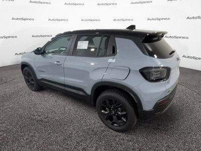 Jeep Avenger 1.2 turbo e-hybrid mhev Overland 4xe 145cv edct6 (5)
