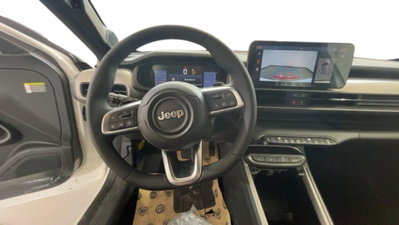 Jeep Avenger 1.2 turbo e-hybrid mhev Overland 4xe 145cv edct6 (6)