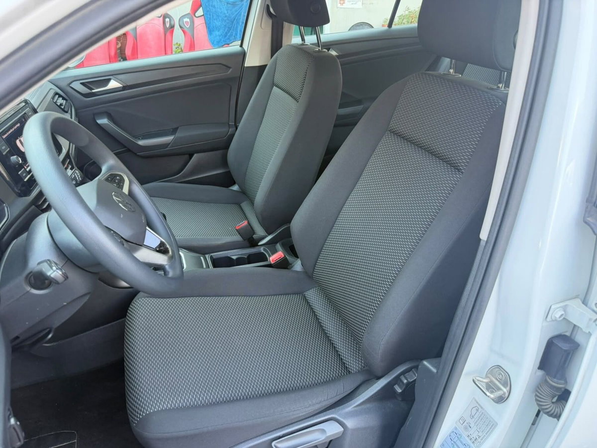 Volkswagen T-Roc 1.0 TSI Life (14)