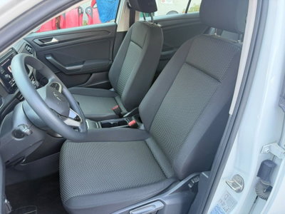 Volkswagen T-Roc 1.0 TSI Life (14)