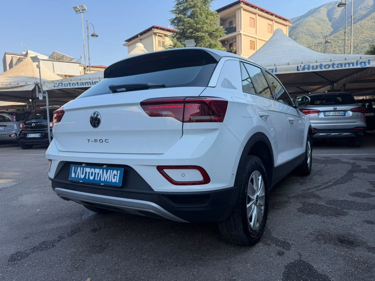 Volkswagen T-Roc 1.0 TSI Life (3)