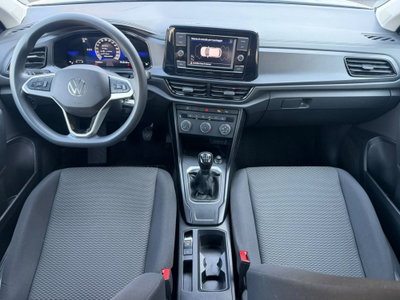 Volkswagen T-Roc 1.0 TSI Life (7)