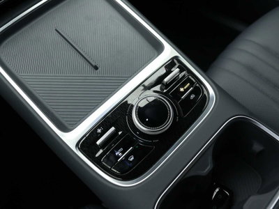 Geely Starray Starray EM-i 1.5 phev Pro auto (15)